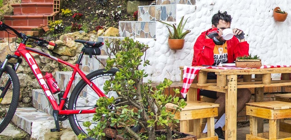 De Patios al Vino: gastronomía en bicicleta